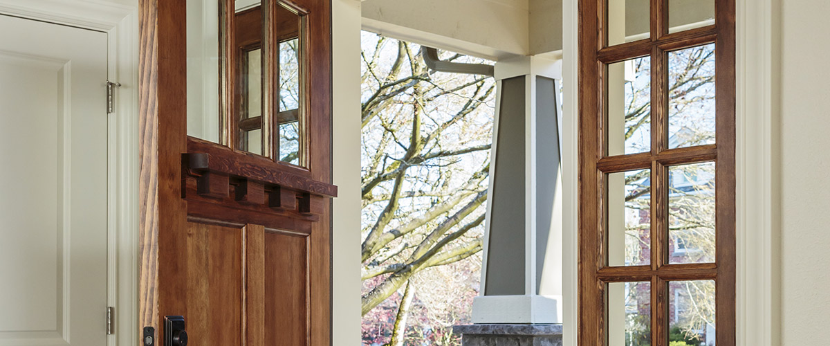 door with sidelight and transom