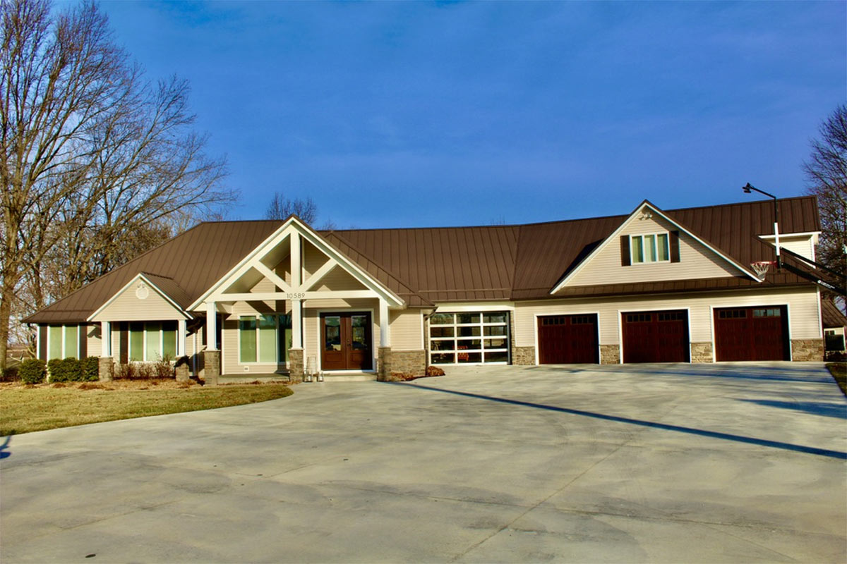 ranch style house view 1